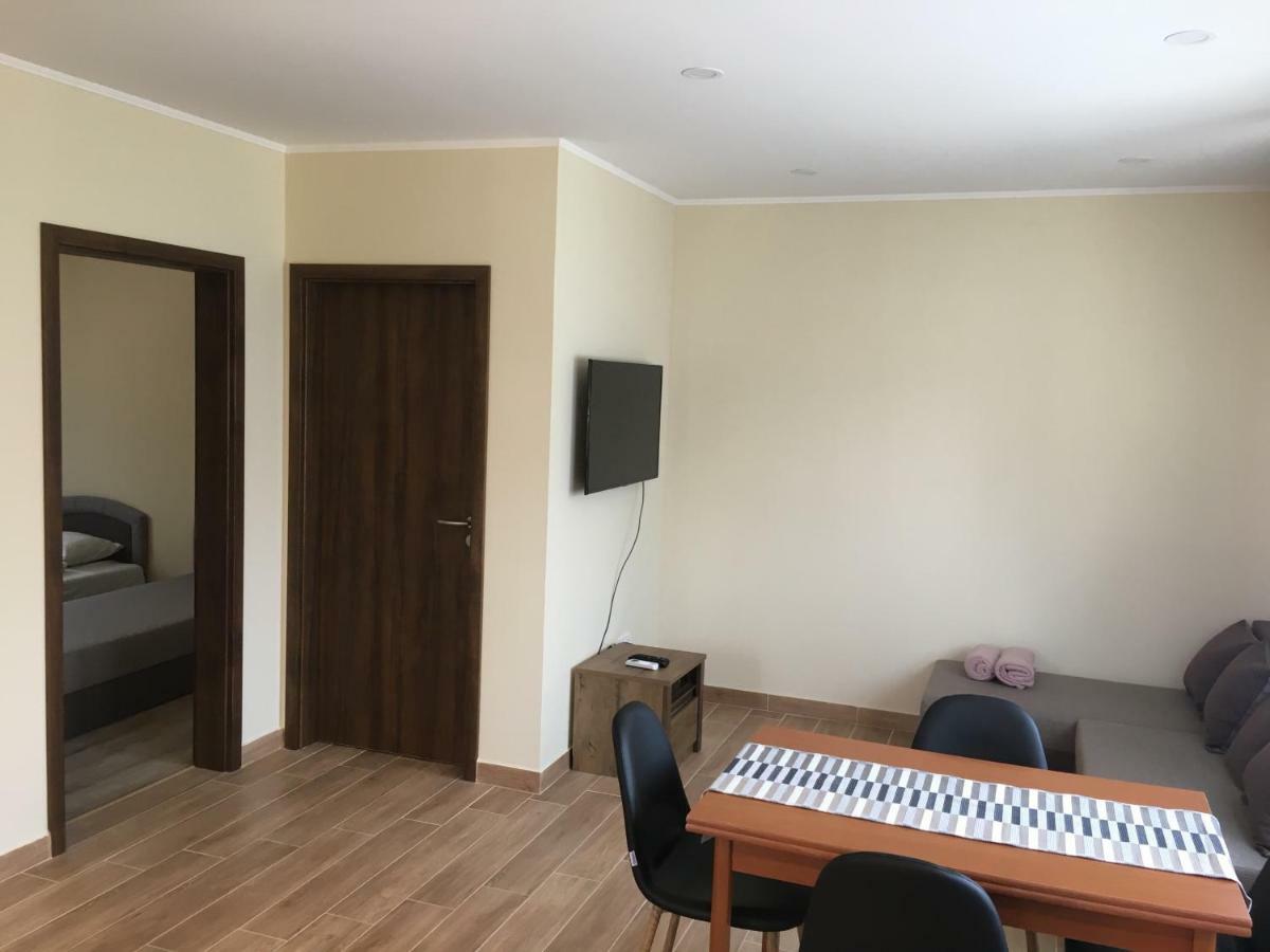 Konrad Apartman Villa Balatonmáriafürdő Eksteriør billede